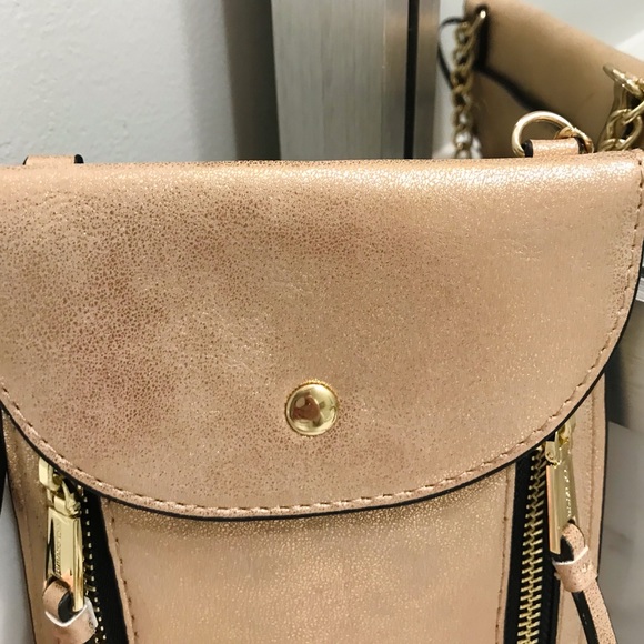 🆕🔥JUICY COUTURE SUPER STYLISH&CHIC PEARL GOLD&TASSELS DAINTY CROSSBODY NWT!! - Picture 6 of 12